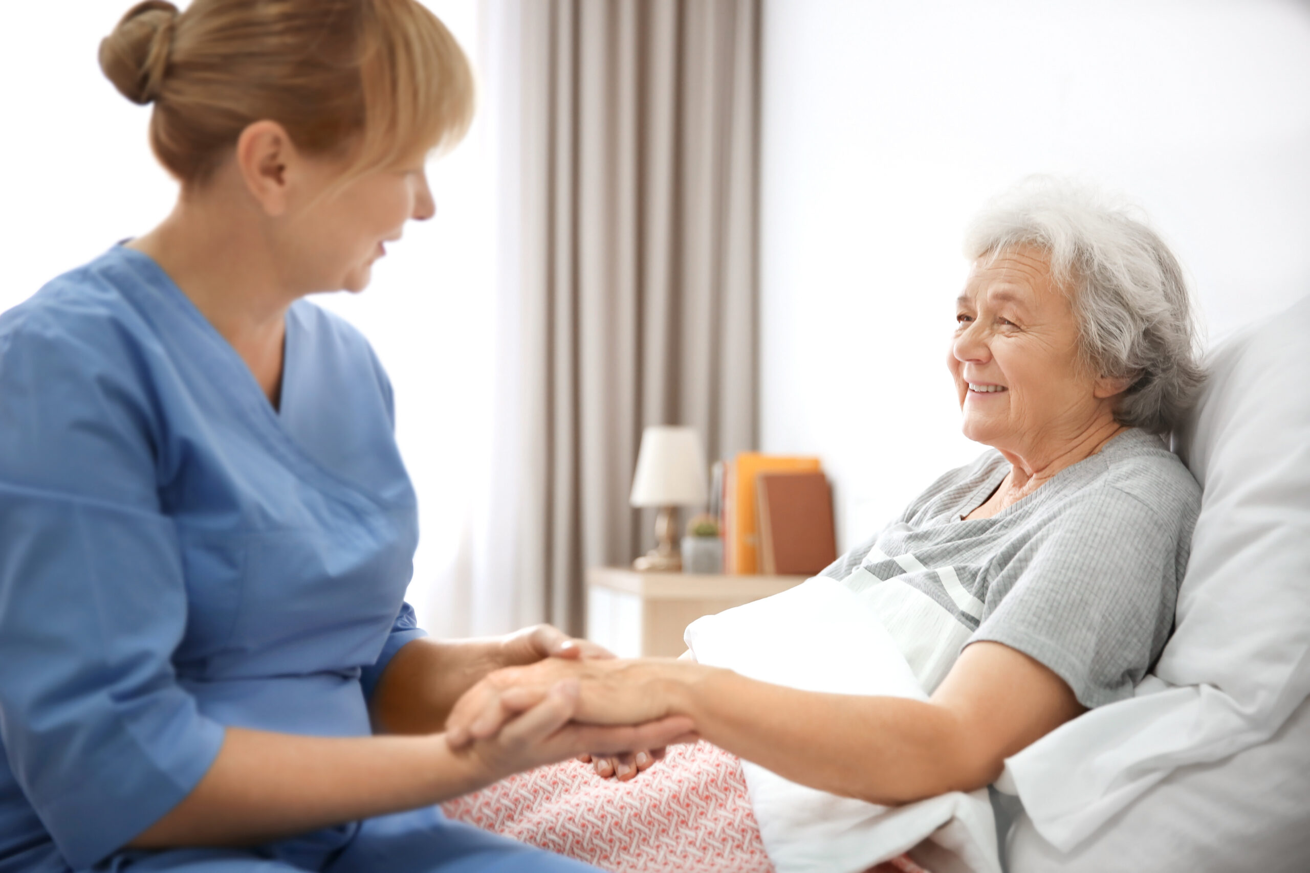 the-advantages-and-challenges-of-choosing-in-home-care